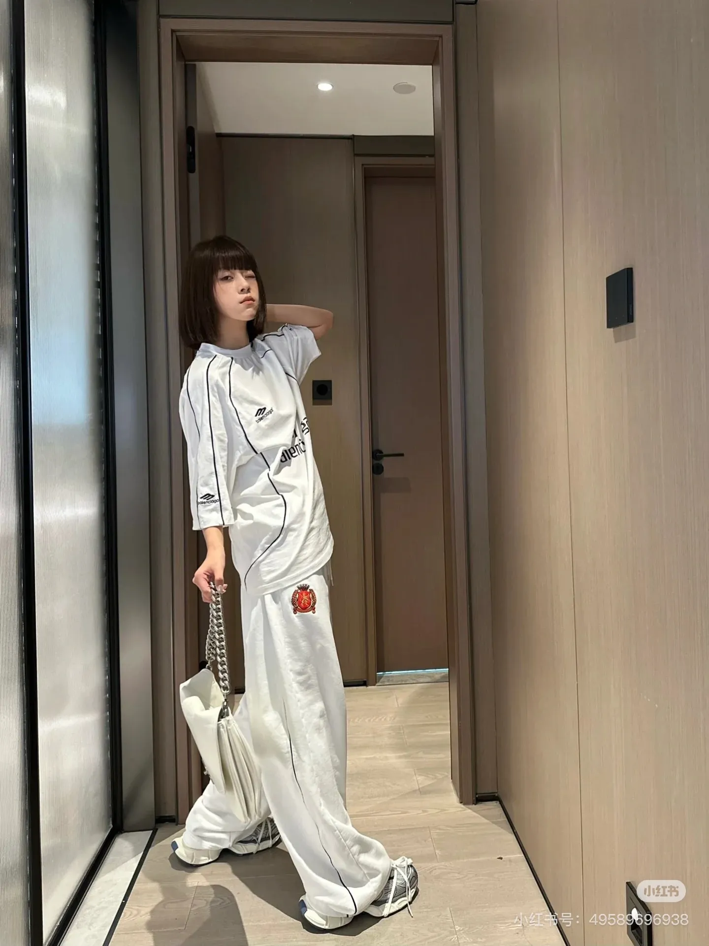 # Balenciaga/ # T Same Style
